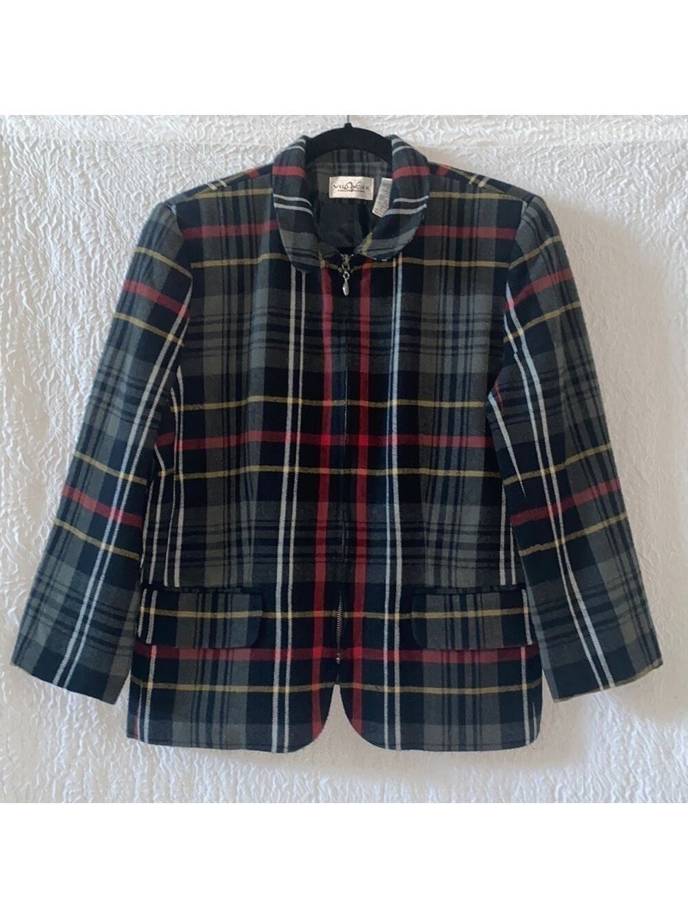 Villager A Liz Claiborne Company Plaid Flannel Zipper Front Wool Blend Jacket